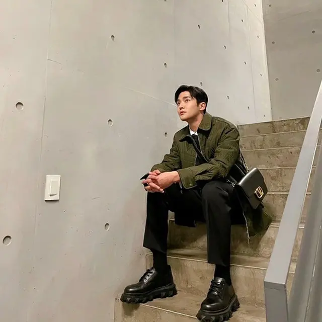 「SF9」のメンバー、ロウンが優越したスタイルを見せつけた（画像提供:wowkorea）