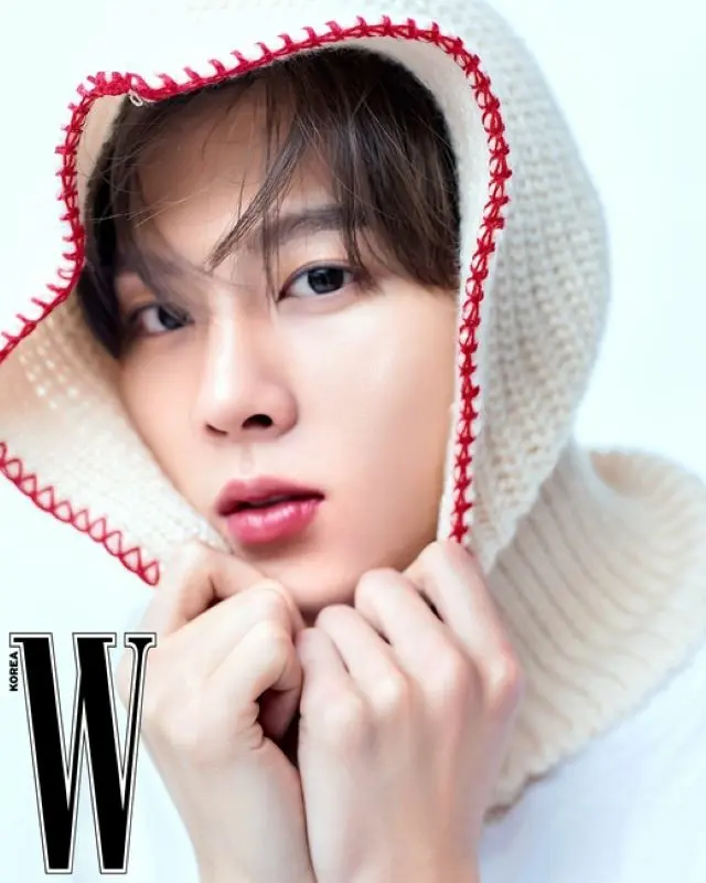 “「資生堂」韓国アンバサダー”キム・ウソク（UP10TION）、グラビアで幅広い魅力を発散（画像提供:wowkorea）