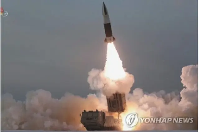 北朝鮮が17日に行った戦術誘導弾の発射実験＝（聯合ニュース＝朝鮮中央通信）≪転載・転用禁止≫