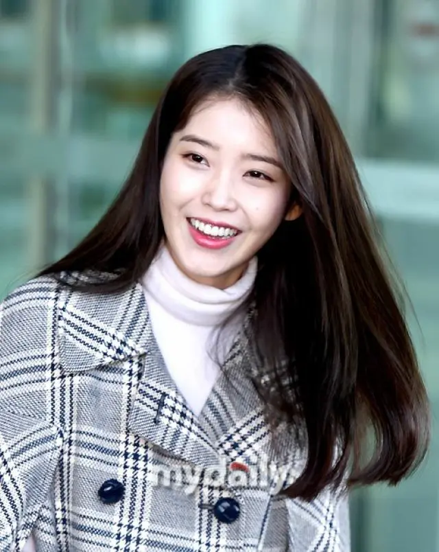 “音源クイーン”歌手IU（アイユー）、「アチャランキング」1月第3週の1位に輝く…2位は「aespa」＆3位は「BTS（防弾少年団）」（画像提供:wowkorea）