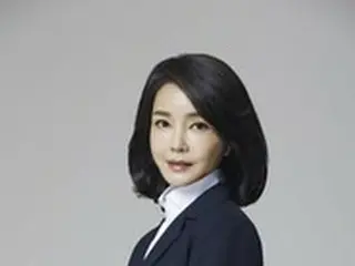 キム・ゴンヒ氏、元老牧師と面談して「精神的苦痛を吐露」＝韓国