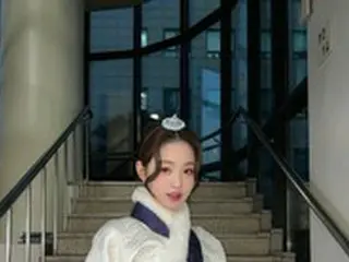 「IVE」チャン・ウォニョン、清らかな韓服姿で魅力”再更新”