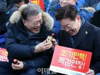 文大統領、異例の高支持率「40%」…李在明にとって得になるか、損になるか＝韓国報道