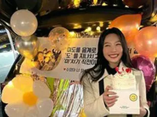 ジョイ（Red Velvet）、ドラマ「一人だけ」最後の撮影認証ショット…果実のような爽やかさ
