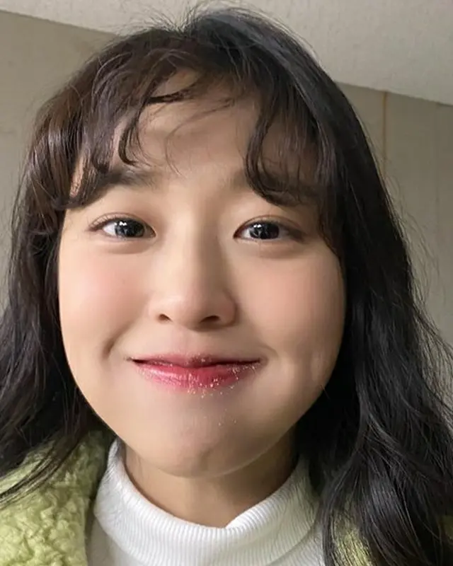 ソリョン（AOA）、旧正月に「お餅を食べる私」を公開（画像提供:wowkorea）