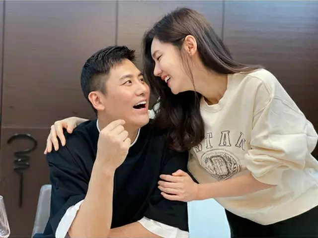 女優チュ・ジャヒョン、ウ・ヒョグァン夫婦が久しぶりに近況を伝えた。（画像提供:wowkorea）