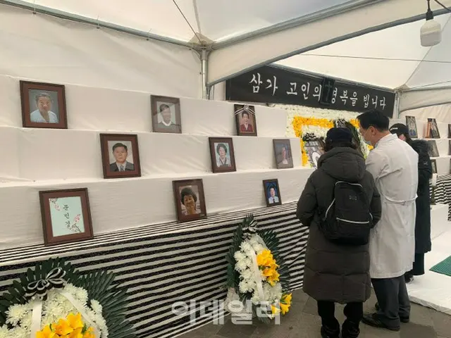 韓国の市民団体、ソウルのど真ん中に国民合同焼香所を設置「新型コロナ特別法の制定を」（画像提供:wowkorea）