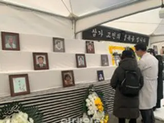 韓国の市民団体、ソウルのど真ん中に国民合同焼香所を設置「新型コロナ特別法の制定を」