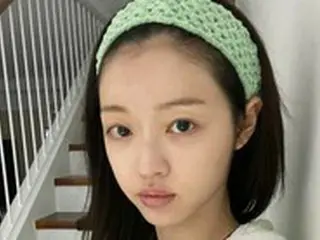 ユア（OH MY GIRL）、100%すっぴん写真でも透明感のある美肌