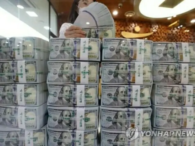 米ドル紙幣（資料写真）＝（聯合ニュース）