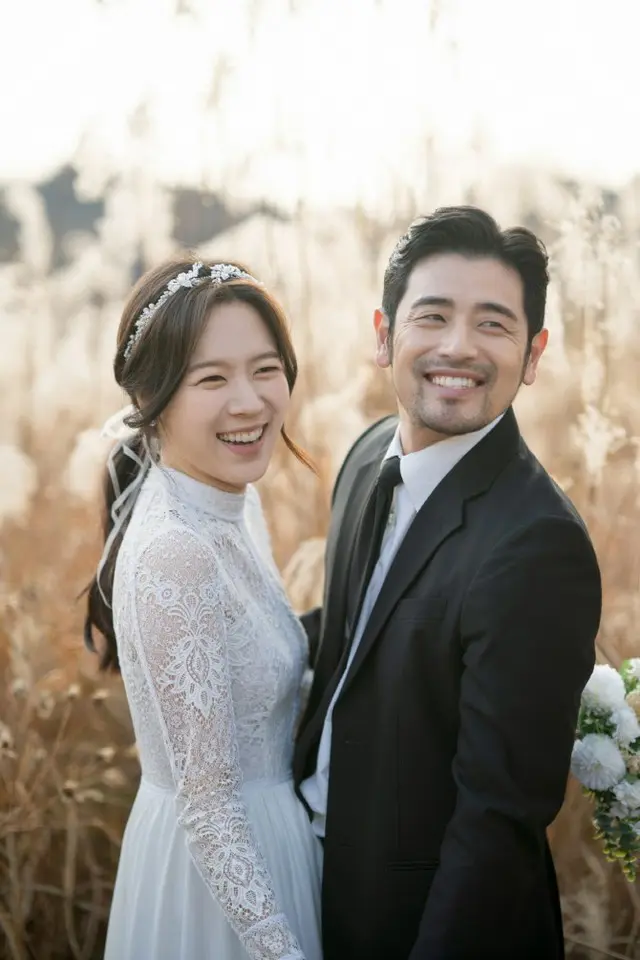 俳優ハン・イルギュ、8歳年下の一般人と結婚へ＝ウェディング写真を公開（画像提供:wowkorea）