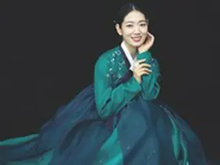 “新妻＆プレママ”女優パク・シネ、妊娠中でも輝く韓服姿公開