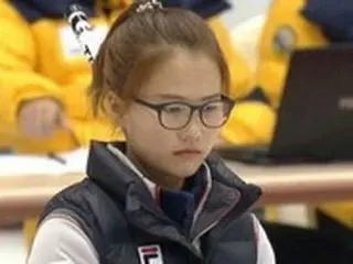 カーリング女子韓国代表「メガネ先輩」、小学生のような25歳時の写真が話題に＝韓国