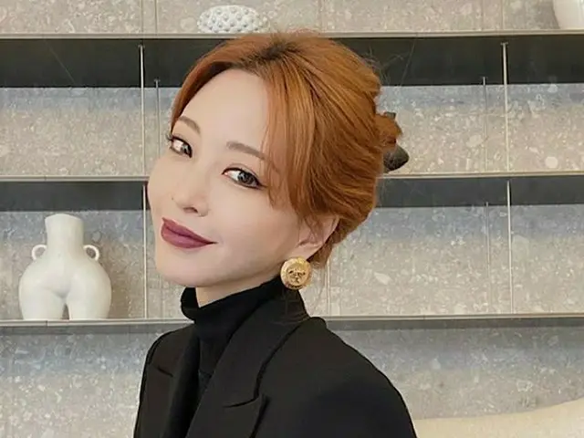 女優ハン・イェスル、化粧はレトロだけど…「限界のない美貌」（画像提供:wowkorea）