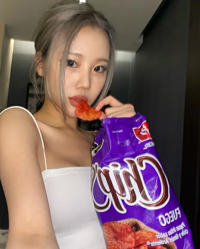 「MOMOLAND」ジュイ、新型コロナ完治判定後の近況報告＝元気な姿にファン安心（画像提供:wowkorea）