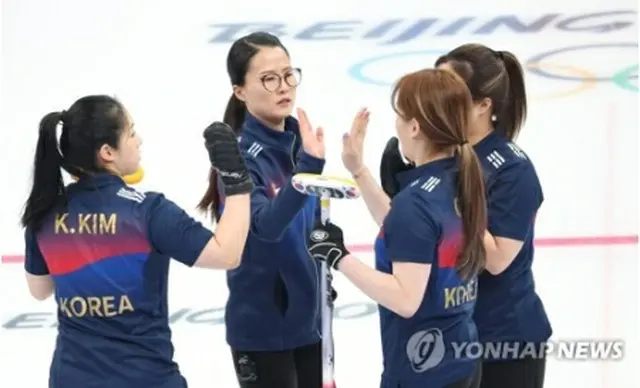 カーリング女子の韓国代表＝１７日、北京（聯合ニュース）