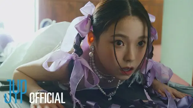 “JYP新人”「NMIXX」、デビュー曲MVティザー映像初披露…完成型ビジュアル（画像提供:wowkorea）