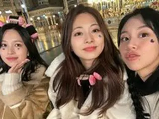 「TWICE」ミナ＆ツウィ＆チェヨン、遊園地で楽しそうな近況ショット…LA公演も無事終了