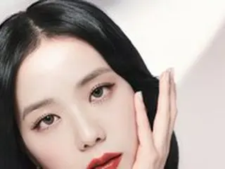 「BLACKPINK」 JISOO、セクシーさをプラスした魅惑的な美しさ