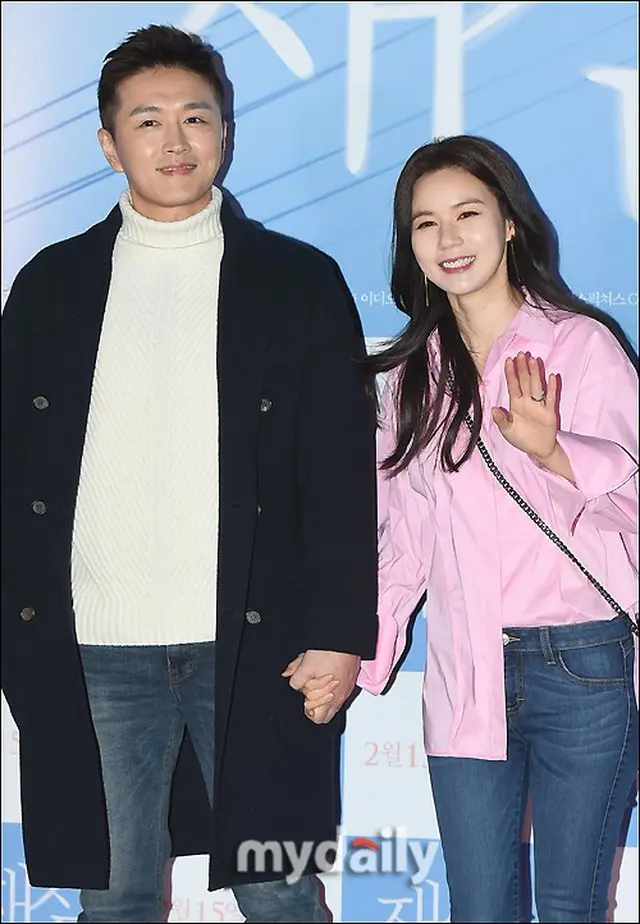 俳優チン・テヒョン＆パク・シウン夫妻、2度の流産乗り越えて妊娠を発表 「自然に奇跡が舞い込んできた」（画像提供:wowkorea）