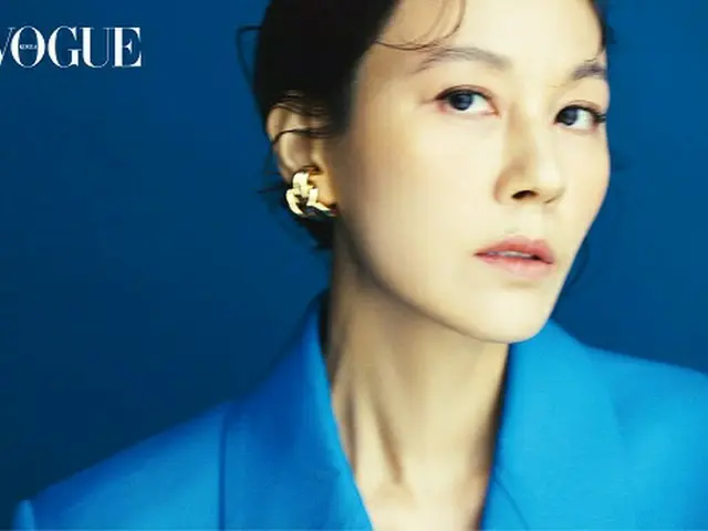 女優キム・ハヌル、今までになかった強い雰囲気と成熟美のオーラ…グラビア公開（画像提供:wowkorea）