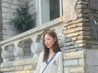 女優イ・ヨニ、新妻になっても“初恋”のようなビジュアルは相変わらず…春の女神が舞い降りた