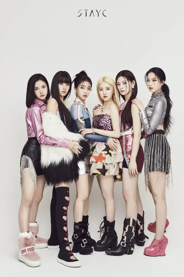 ガールグループ「STAYC」がアルバム初動売上枚数15万枚達成（画像提供:wowkorea）