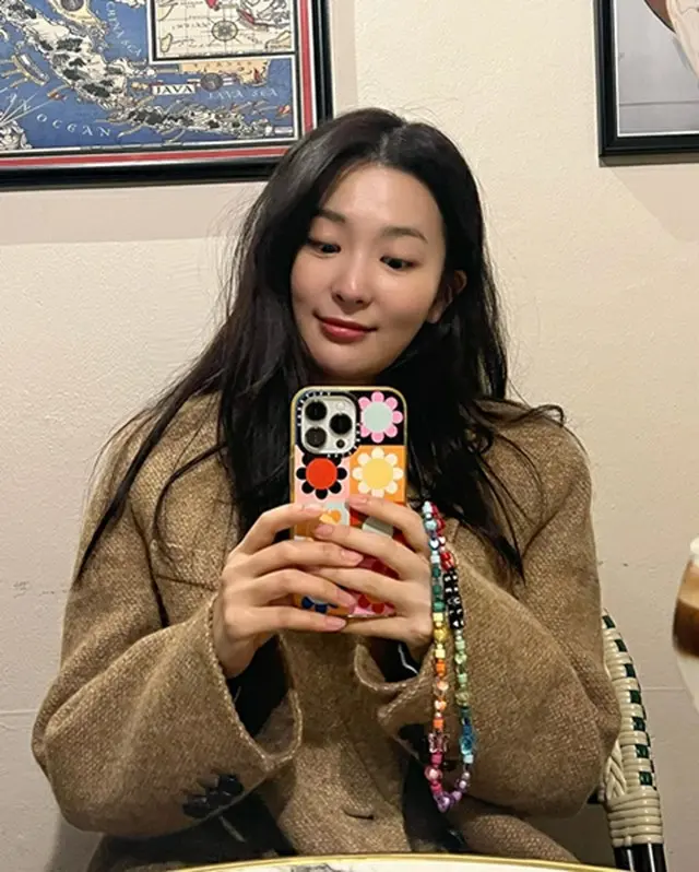 「Red Velvet」スルギ、メンバーのウェンディと「デート」を楽しむ姿を公開（画像提供:wowkorea）