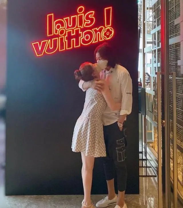 俳優リュ・テジュン、「結婚5年目」をSNSで公表…一般人の妻に配慮し遅れて報告と説明（画像提供:wowkorea）