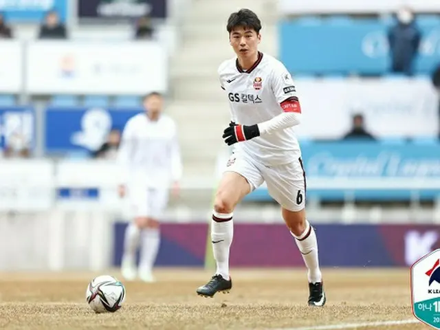 ＜韓国Kリーグ＞キ・ソンヨン、「僕はサッカーできる日が多くない…後輩たちが心配で芝生を指摘」（画像提供:wowkorea）