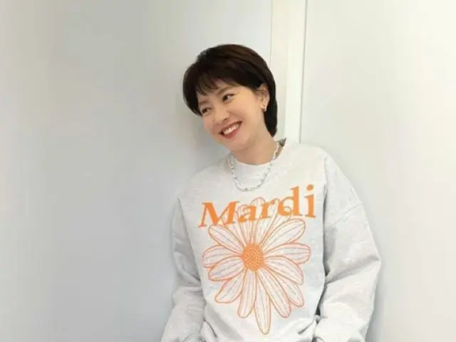 女優ソン・ジヒョ、シンプルな着こなしでボーイッシュな魅力を存分に発散（画像提供:wowkorea）