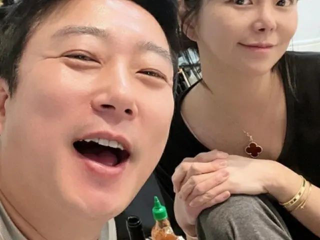 イ・スグンの妻パク・ジヨン、14回目の結婚記念日をお祝い…「一緒に生きてくれてありがとう」（画像提供:wowkorea）