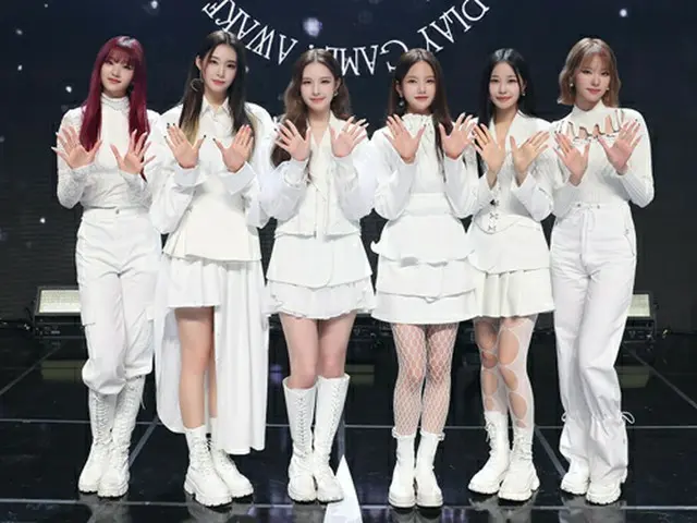 「Weeekly」、プレイリストドルを夢見る「Ven Para」初ステージ（画像提供:wowkorea）