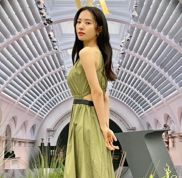 ドラマ「二十五、二十一」に出演、ボナ（宇宙少女）の優雅なドレス姿（画像提供:wowkorea）
