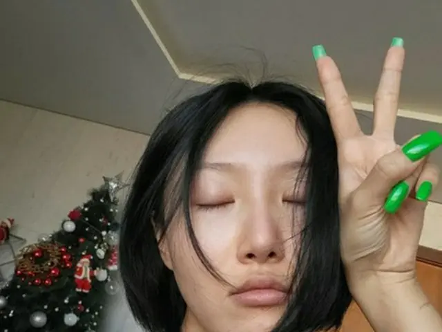 グループ「MAMAMOO」ファサが七色の魅力を披露した。（画像提供:wowkorea）