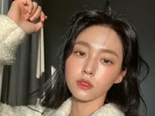 ソリョン（AOA）、なんで肌がこんなにきれいなの？ 自然光でも「もちもち」