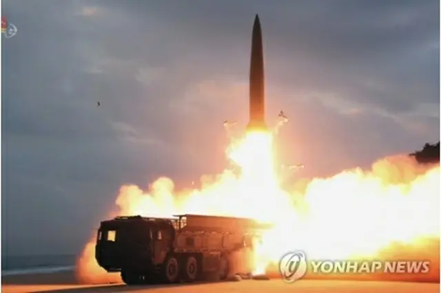 北朝鮮のミサイル発射場面（朝鮮中央テレビの画面から）＝（聯合ニュース）≪転載・転用禁止≫