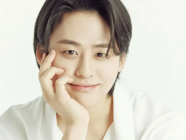 「明日は国民歌手」イ・ソロモン、ファンからのプレゼントを恋人にあげた疑惑に「非難は僕にだけ」（画像提供:wowkorea）