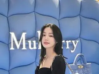 女優イ・ユビ、錯視ドレスに驚き…サイズがまったく合わない感覚に