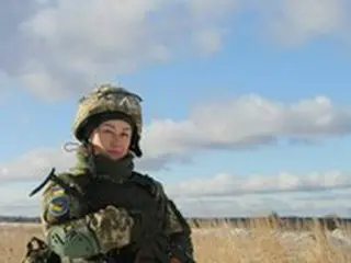 腹部を撃たれても最後まで戦った 「ウクライナ12人兄弟の母親」
