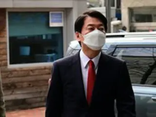 安哲秀政権引継ぎ委員長、第15代引継ぎ委員長と会合「引継ぎ委員会の成功が政府の成功」＝韓国
