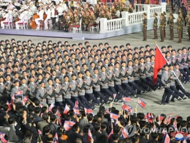 昨年９月、建国７３年に合わせて行われた閲兵式＝（朝鮮中央通信＝聯合ニュース）≪転載・転用禁止≫