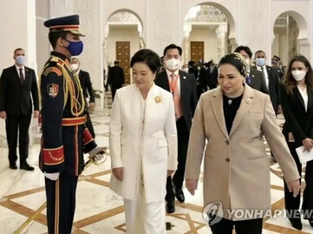 金正淑氏（中央、資料写真）＝（聯合ニュース）