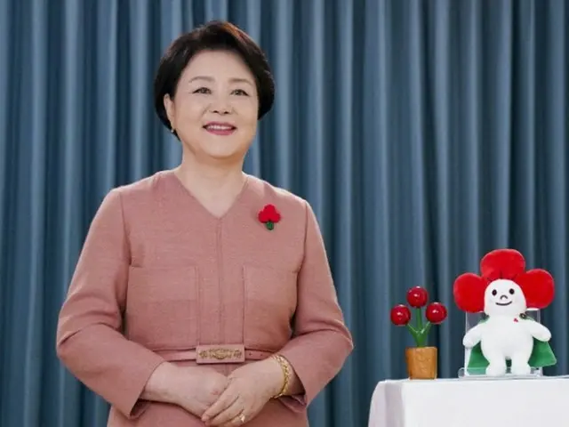 文大統領夫人の知人デザイナーの娘を「大統領府に特別採用」疑惑…大統領府側が怒りの反論 「あまりにひどい報道だ」（画像提供:wowkorea）