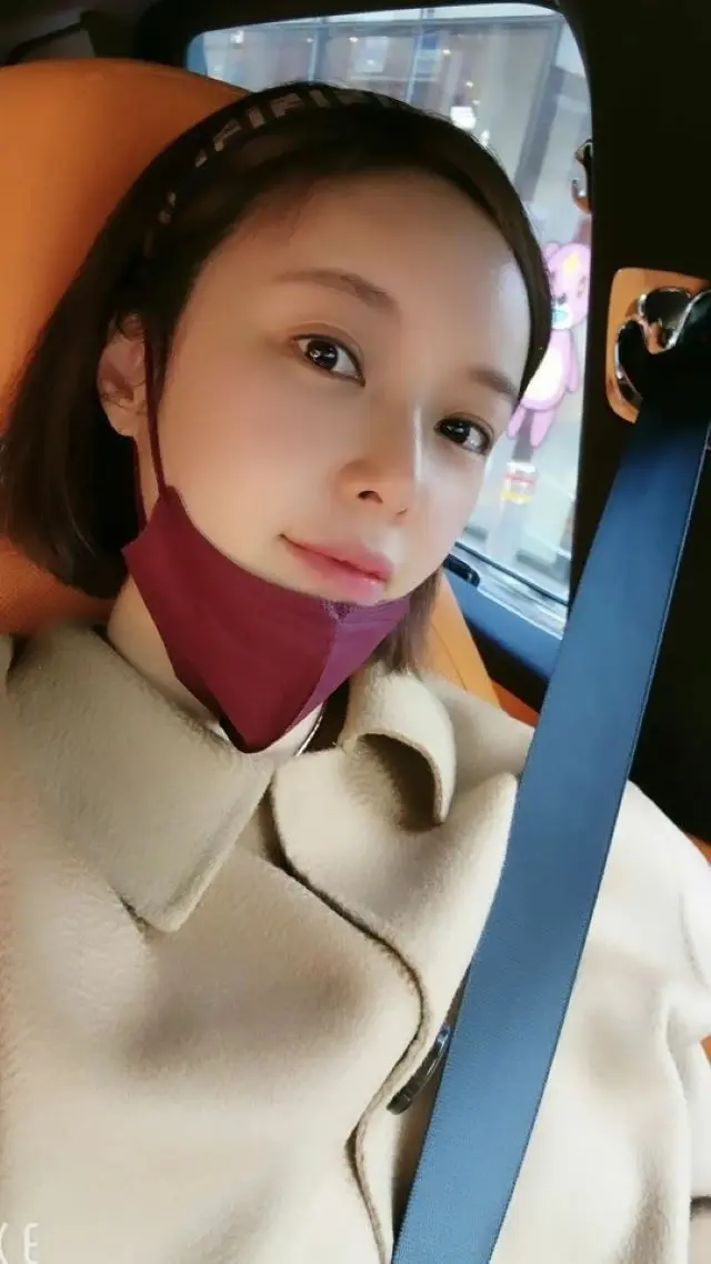 女優ファン・ジョンウム、第二子出産後もむくみ一つない美貌ぶり発散…ボブが似合う2人の息子のママ（画像提供:wowkorea）