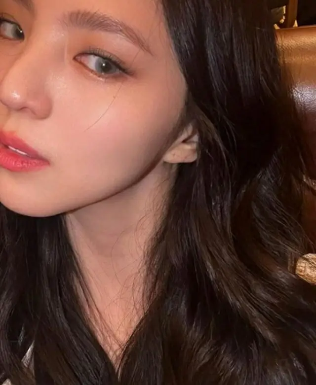 女優ハン・ソヒ、毛穴が一つも見当たらない”きれいすぎる肌”…異国的ムードで近況公開（画像提供:wowkorea）