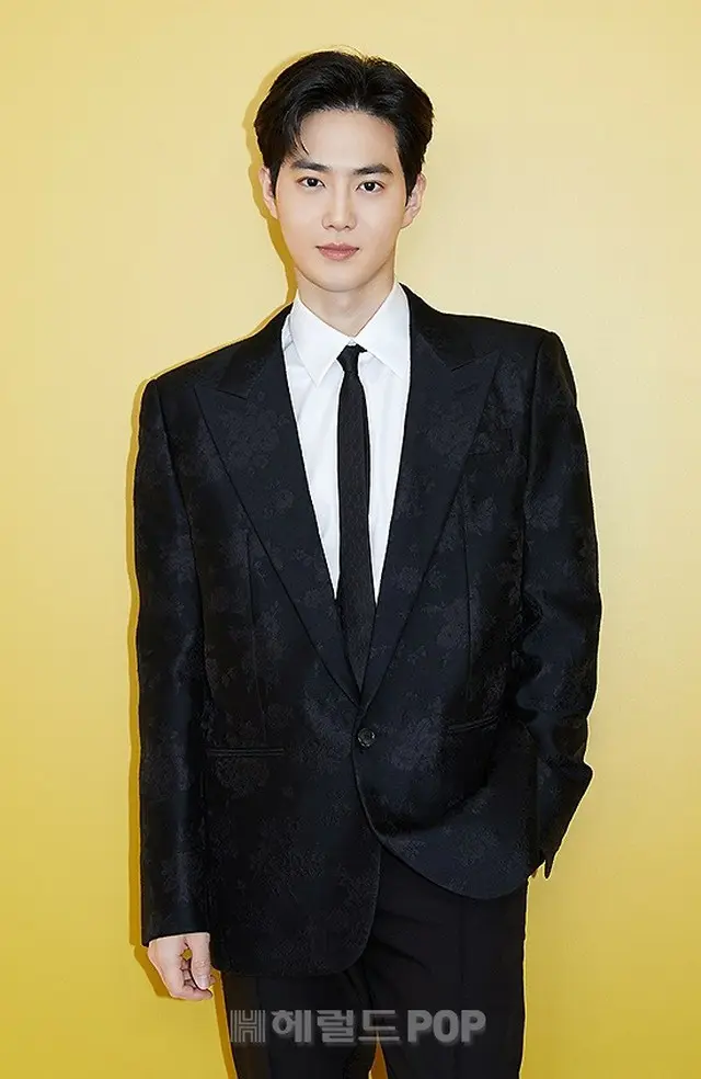 【フォト】SUHO（EXO）、2ndミニアルバム「Grey Suit」の発売記念オンライン記者懇談会を開催（画像提供:wowkorea）