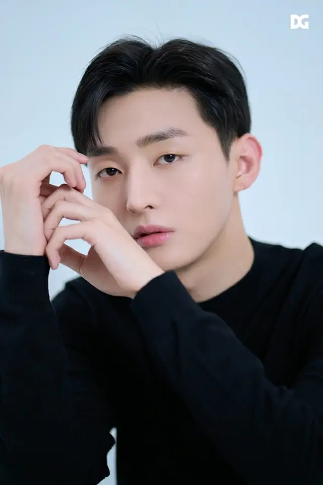 【公式】ユン・ジソン、新生DG ENTERTAINMENTと専属契約（画像提供:wowkorea）