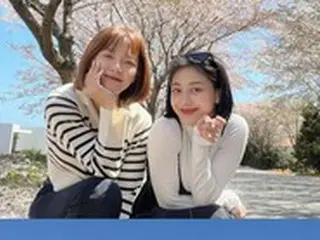 キム・セジョン（元gugudan）、「TWICE」のジヒョとチェジュ（済州）島にお出かけ…短く切った髪にも注目