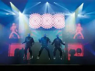 どの世代でも楽しめるパフォーマンスショー「BLUE MAN GROUP」が訪韓